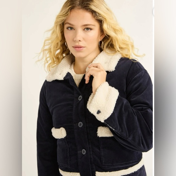 Free Assembly Women's Corduroy Jacket with Faux Shearling Trim size small - Picture 4 of 9